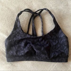 LULU LEMON sports bra